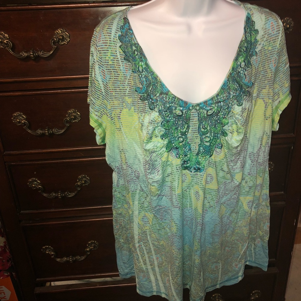 Women’s One world green sparkle shirt 2x